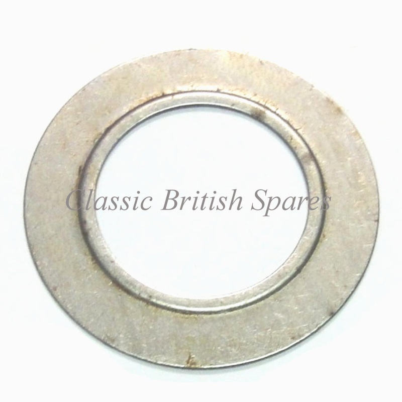 Triumph Rear Wheel Grease Retainer (1) – 37-1635