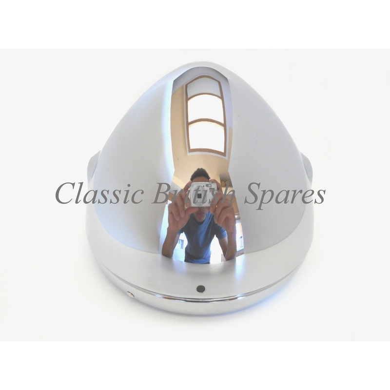 Universal 7″ Chrome Plain Headlight Bucket – EMGO