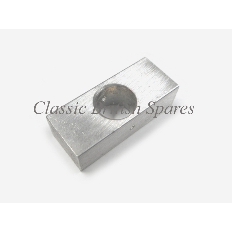Triumph Twins Oil Pump Drive Block (1) 70-0495 – T90 / T100 / T120 / T140