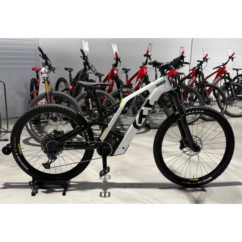 Husqvarna Mountain Cross MC4 E-Bicycle LG