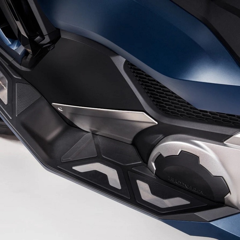 Honda NSS750 Forza 21-23 Genuine Floor Panel Kit