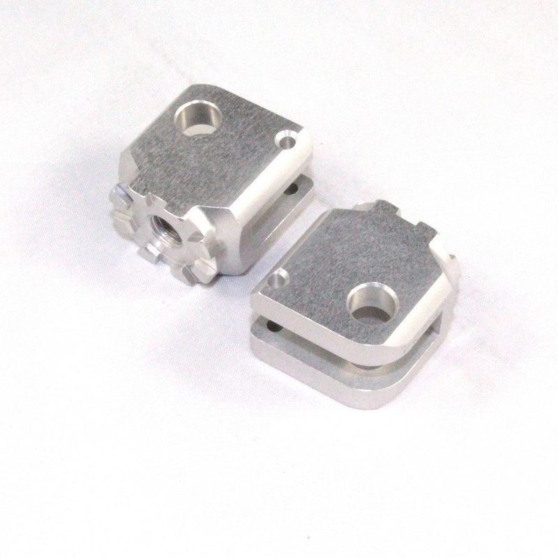 MFW Vario Front Peg Bracket 051.02.01.00