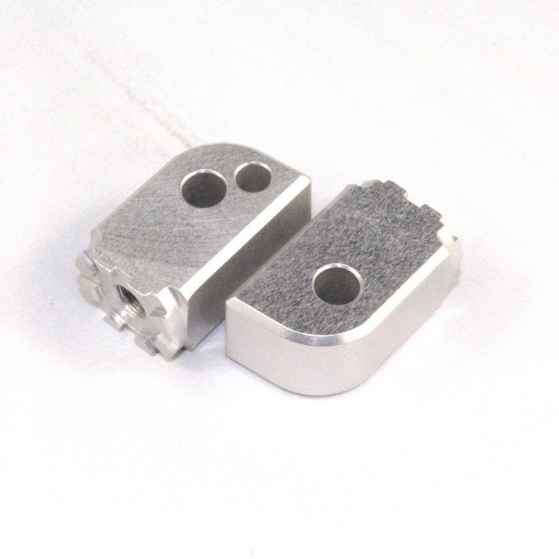 MFW Vario Rear Peg Bracket 051.02.03.10